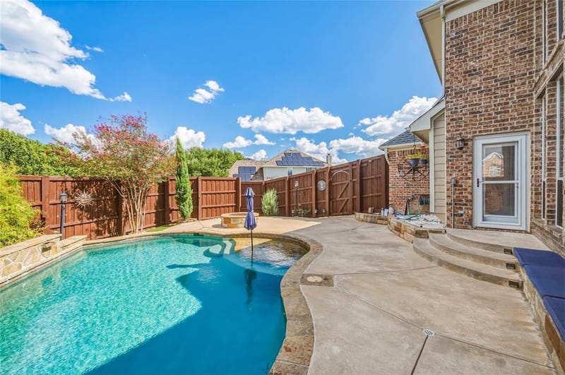 522 Basswood Trail, Garland TX 75040 - Photo 11