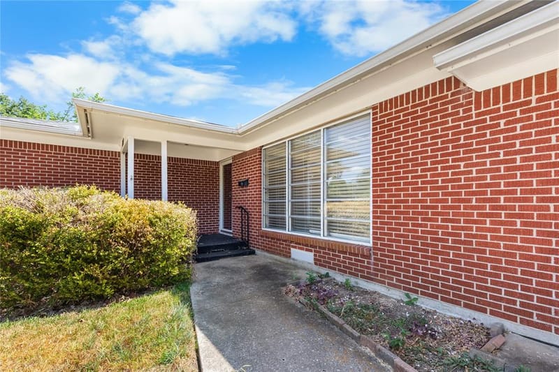 1710 W College Street, Sherman TX 75092 - Photo 26