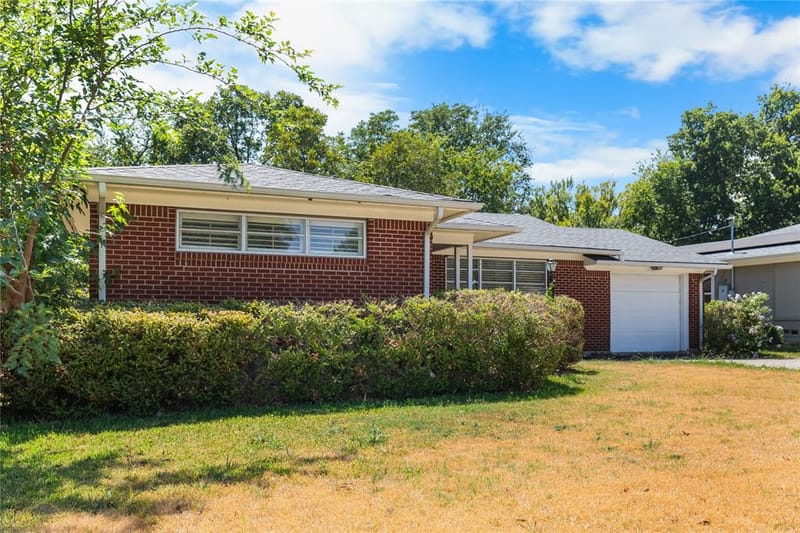 1710 W College Street, Sherman TX 75092 - Photo 28