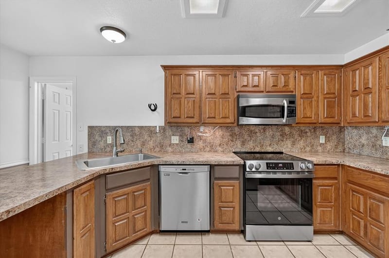 3315 Dasher Street, Lancaster TX 75146 - Photo 16