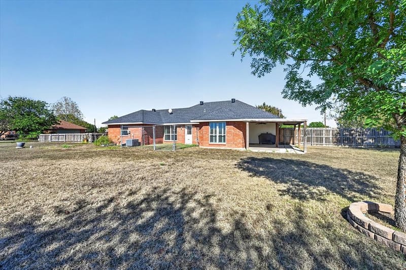 3315 Dasher Street, Lancaster TX 75146 - Photo 33
