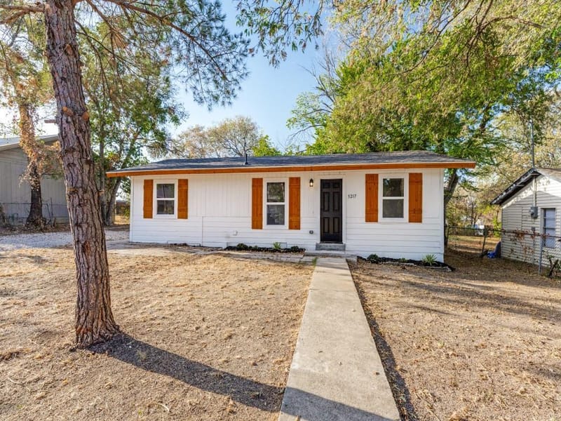 5217 Landino Street, Sansom Park TX 76114 - Photo 6