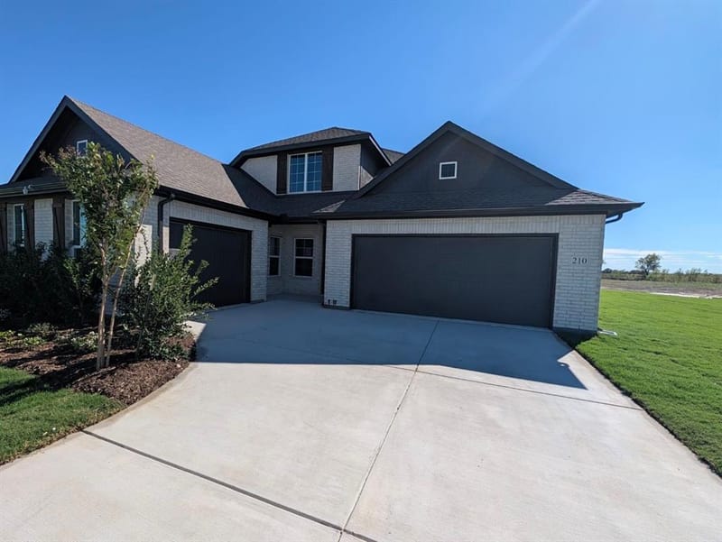210 Horizon Road, Valley View TX 76272 - Photo 3