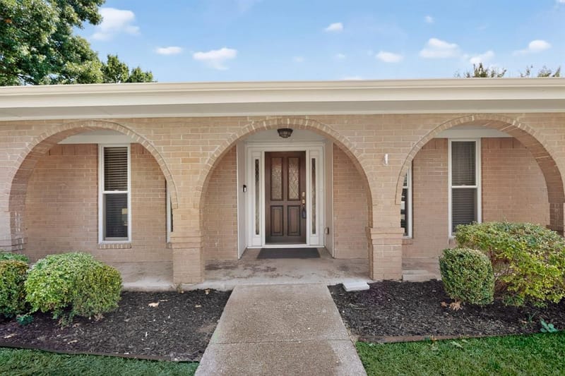 2812 Teakwood Lane, Plano TX 75075 - Photo 2