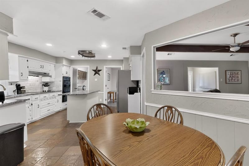 2812 Teakwood Lane, Plano TX 75075 - Photo 10