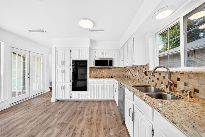 908 Via Barcelona, Mesquite TX 75150 - Photo 23