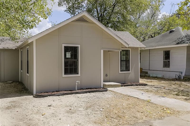 1108 N Catherine Street, Terrell TX 75160 - Photo 2