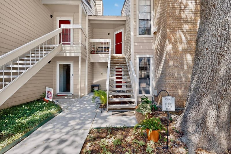 1909 Chasewood Circle # 112, Arlington TX 76011