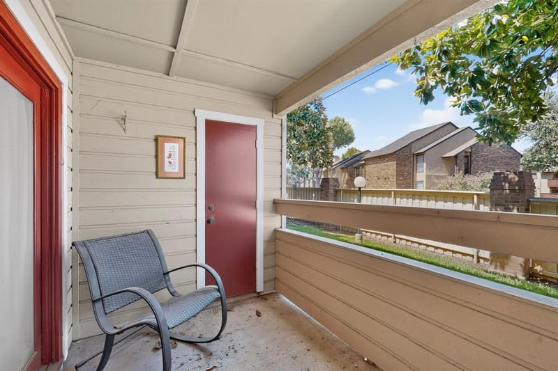 1909 Chasewood Circle # 112, Arlington TX 76011 - Photo 4