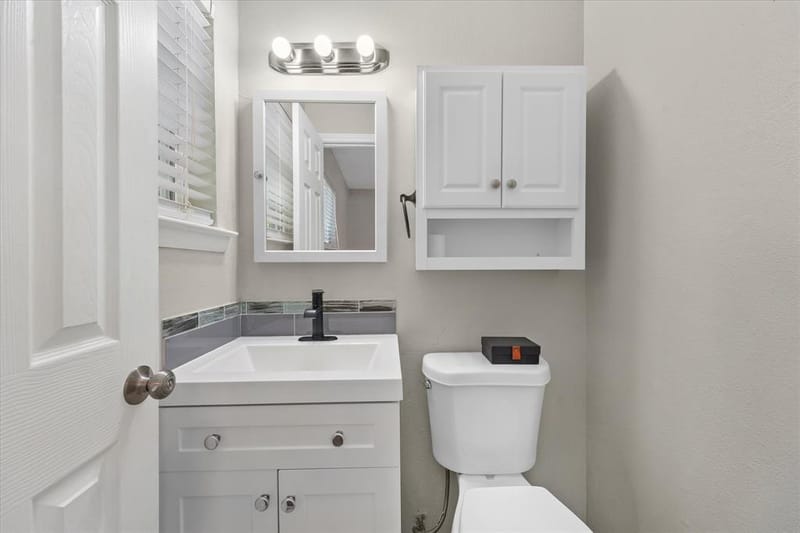 1900 Alan A Dale Road, Arlington TX 76013 - Photo 14
