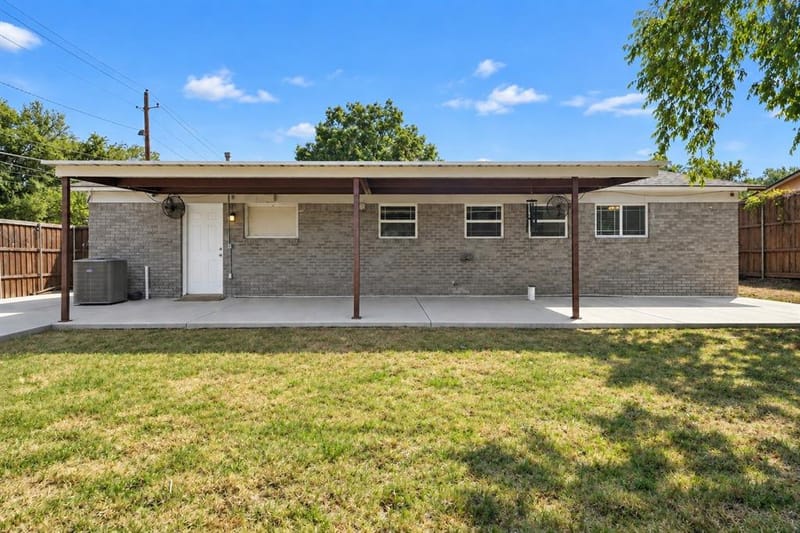 1900 Alan A Dale Road, Arlington TX 76013 - Photo 15
