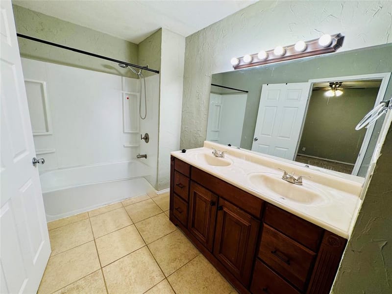 1712 Smokehouse Road, Granbury TX 76049 - Photo 23