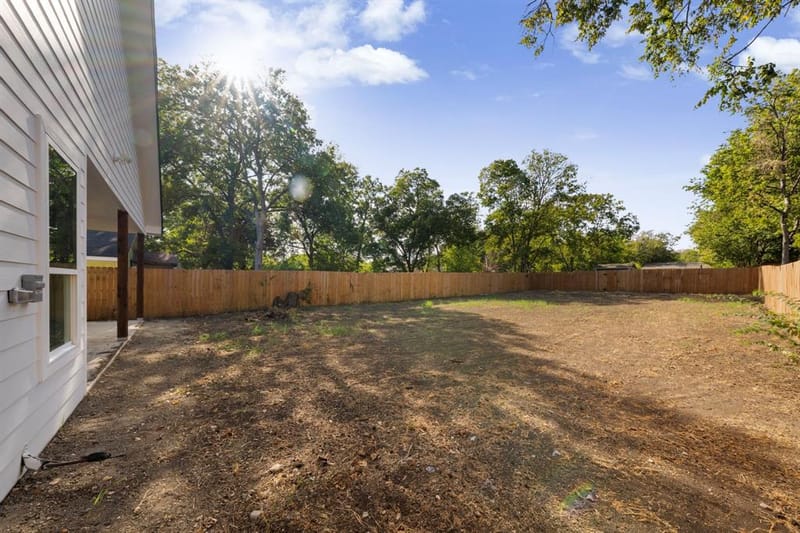 1429 E Ann Arbor Avenue, Dallas TX 75216 - Photo 27