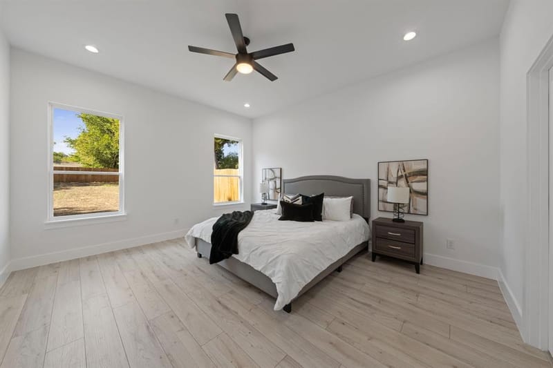 1429 E Ann Arbor Avenue, Dallas TX 75216 - Photo 12