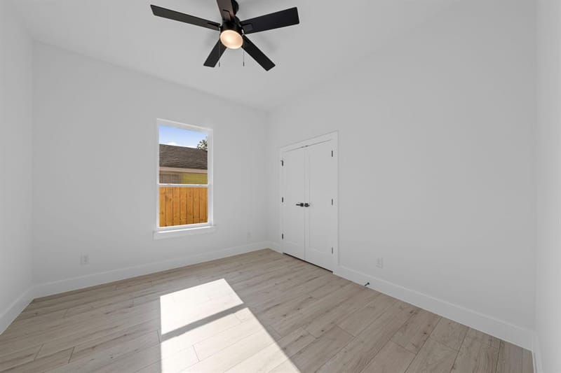1429 E Ann Arbor Avenue, Dallas TX 75216 - Photo 19