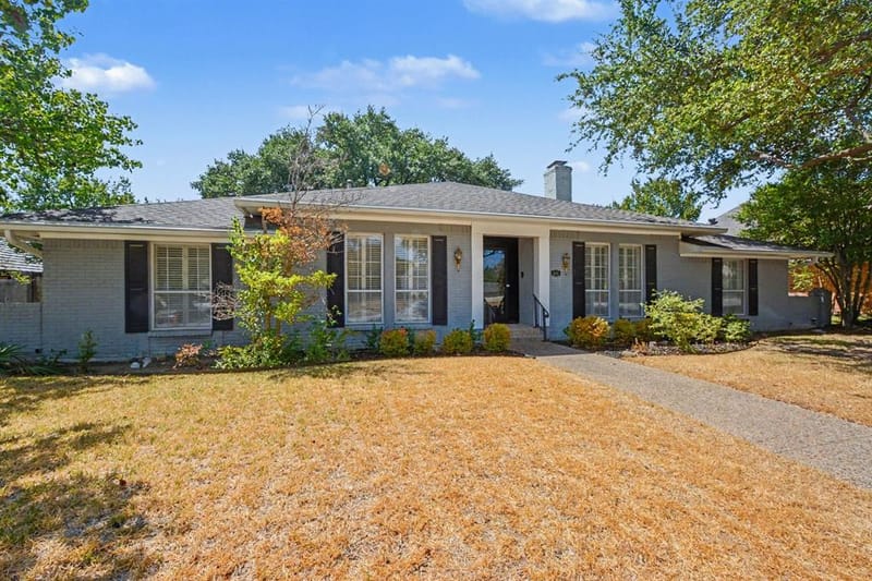 9632 Robin Meadow Drive, Dallas TX 75243 - Photo 6