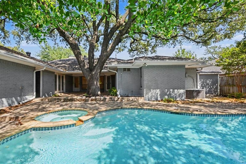 9632 Robin Meadow Drive, Dallas TX 75243 - Photo 7