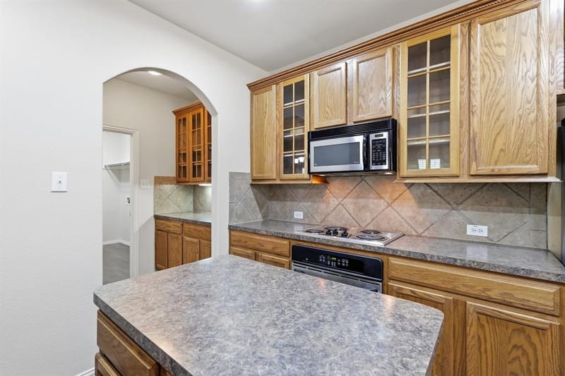 377 Kirby Drive, Lantana TX 76226 - Photo 7