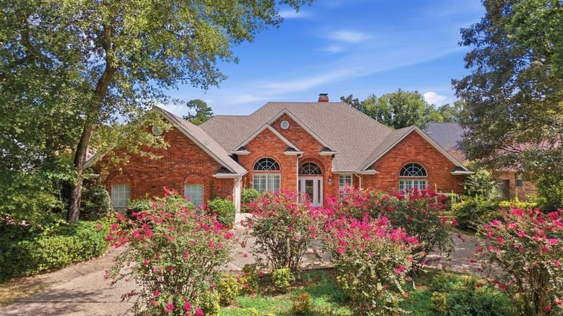3403 Pinecreek Drive, Tyler TX 75707