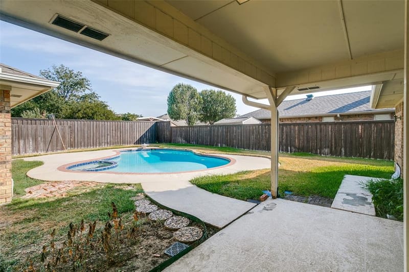 1927 E Branch Hollow Drive, Carrollton TX 75007 - Photo 22