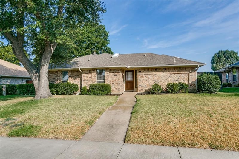 1927 E Branch Hollow Drive, Carrollton TX 75007