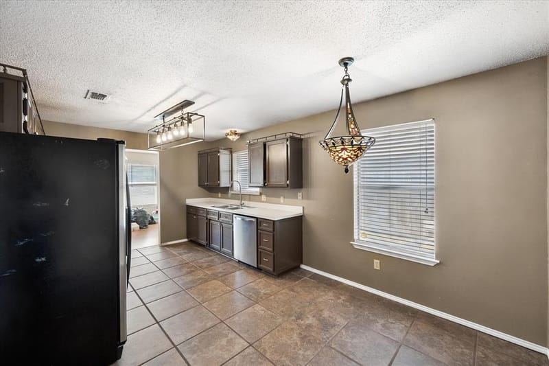 7 Mills Court, Mansfield TX 76063 - Photo 22