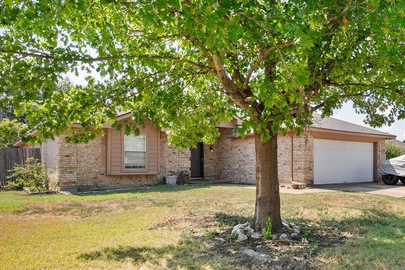 7 Mills Court, Mansfield TX 76063 - Photo 5