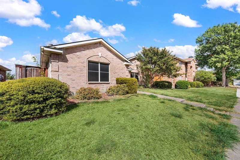 7706 Coral Way, Rowlett TX 75088 - Photo 2