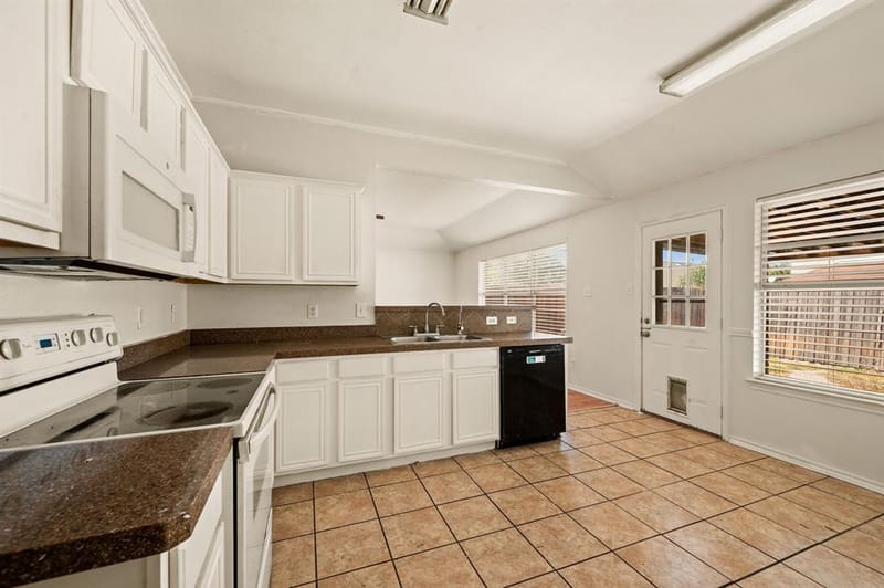 7706 Coral Way, Rowlett TX 75088 - Photo 13