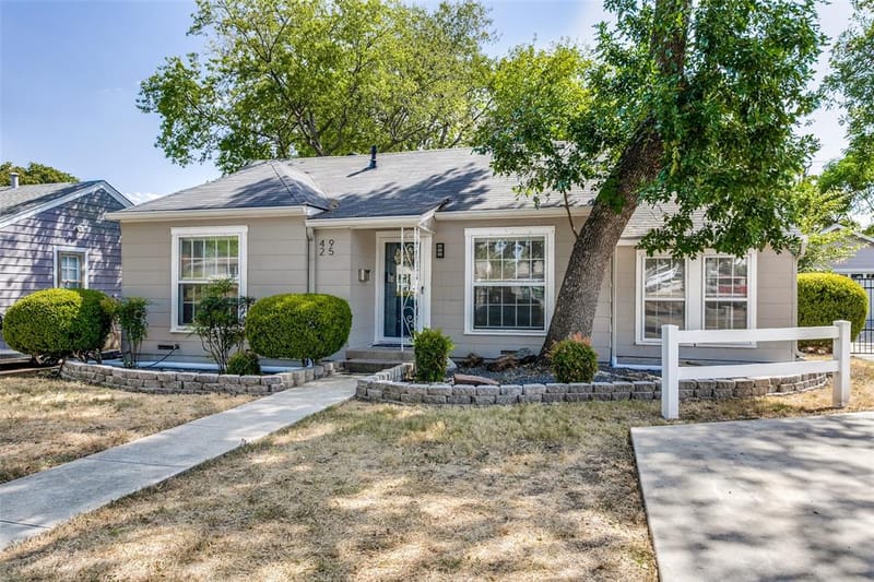 4925 Pershing Avenue, Fort Worth TX 76107