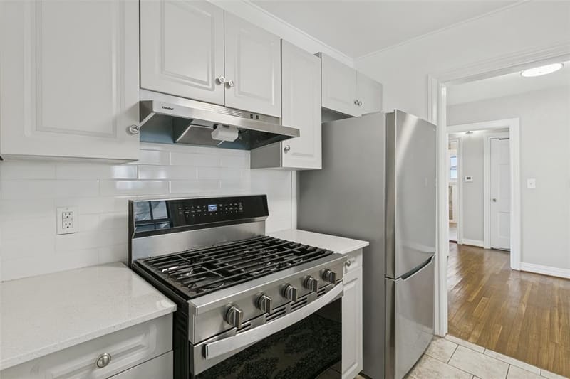 4925 Pershing Avenue, Fort Worth TX 76107 - Photo 9