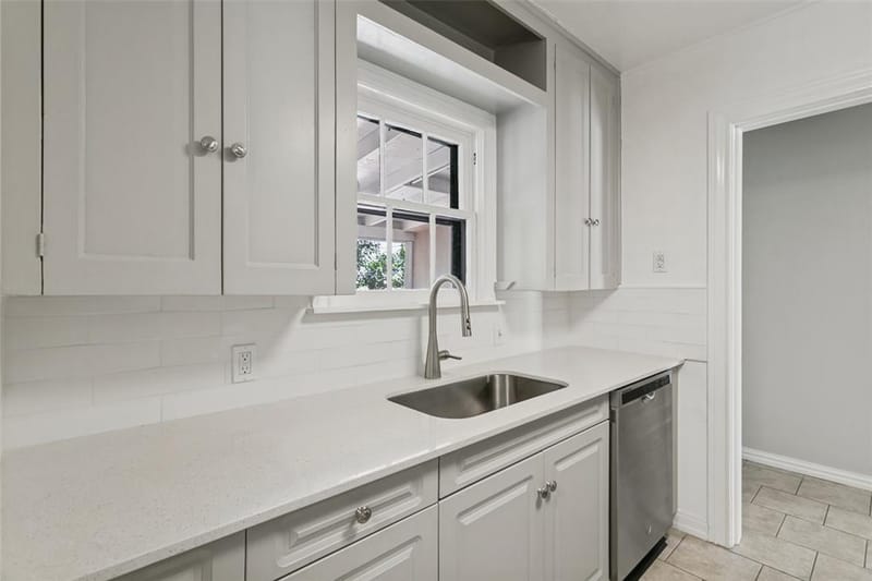 4925 Pershing Avenue, Fort Worth TX 76107 - Photo 8