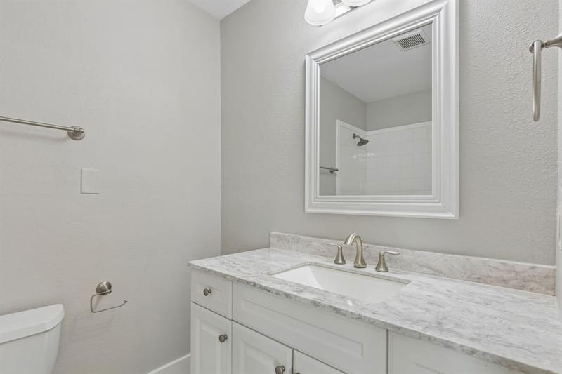 227 S Hampton Road, Dallas TX 75208 - Photo 15