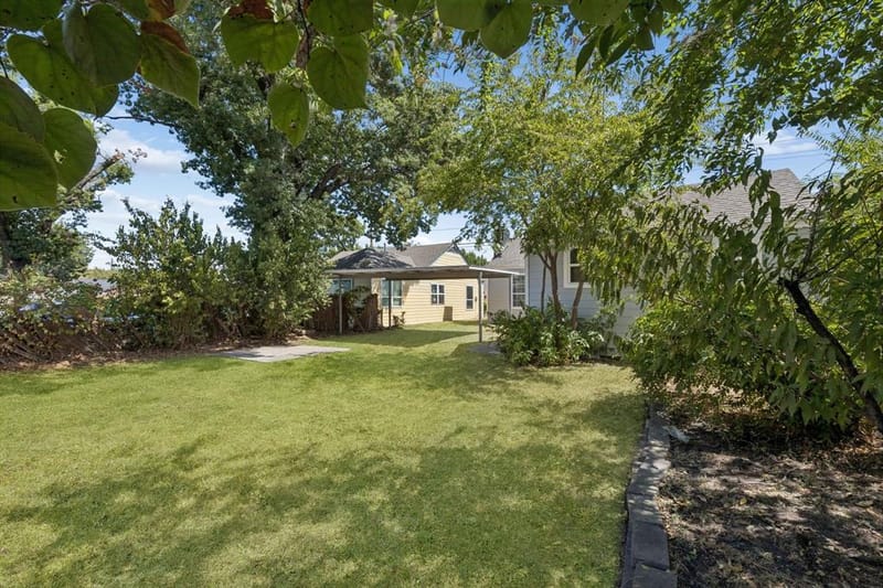 227 S Hampton Road, Dallas TX 75208 - Photo 19