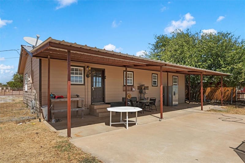 3370 County Road 303, Oglesby TX 76561 - Photo 22