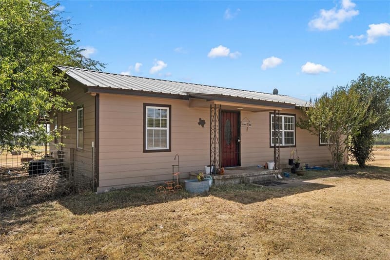 3370 County Road 303, Oglesby TX 76561 - Photo 3