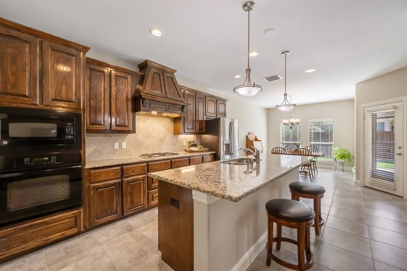 495 Oak Hills Lane, Fate TX 75189 - Photo 11