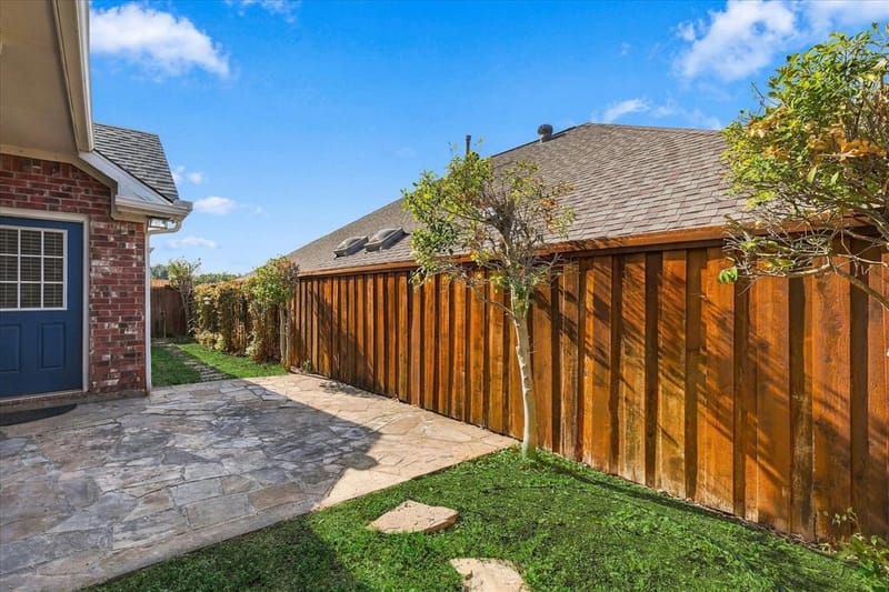 2540 Plumdale Drive, Carrollton TX 75006 - Photo 24
