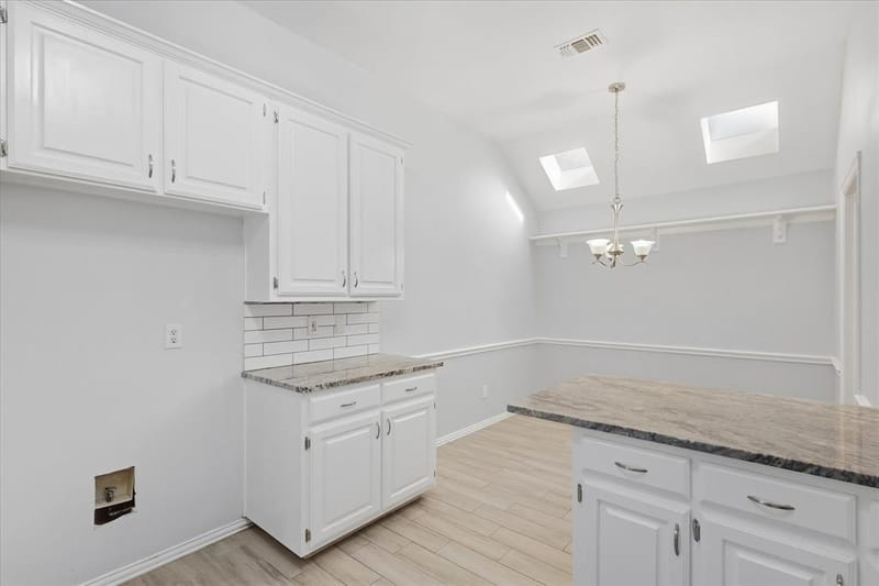 2540 Plumdale Drive, Carrollton TX 75006 - Photo 10
