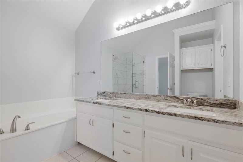 2540 Plumdale Drive, Carrollton TX 75006 - Photo 15