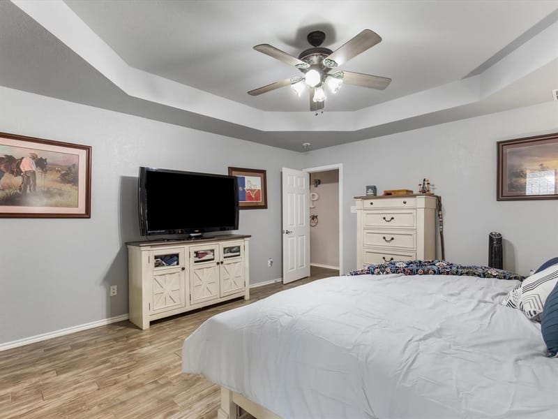 102 Oakwood Place, Joshua TX 76058 - Photo 17