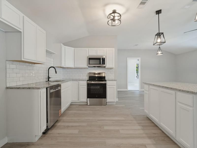 107 N Avenue P, Clifton TX 76634 - Photo 12