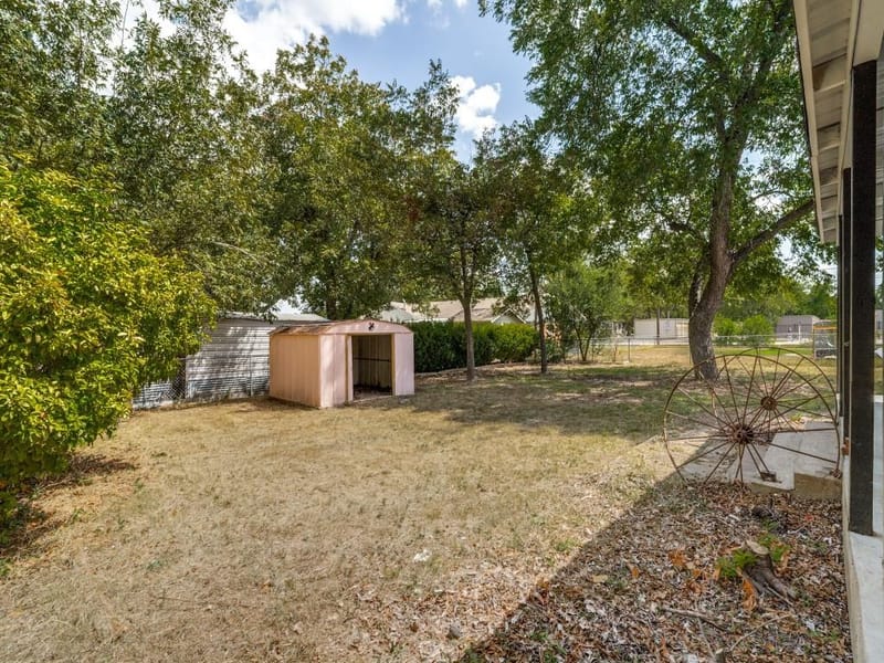 107 N Avenue P, Clifton TX 76634 - Photo 25