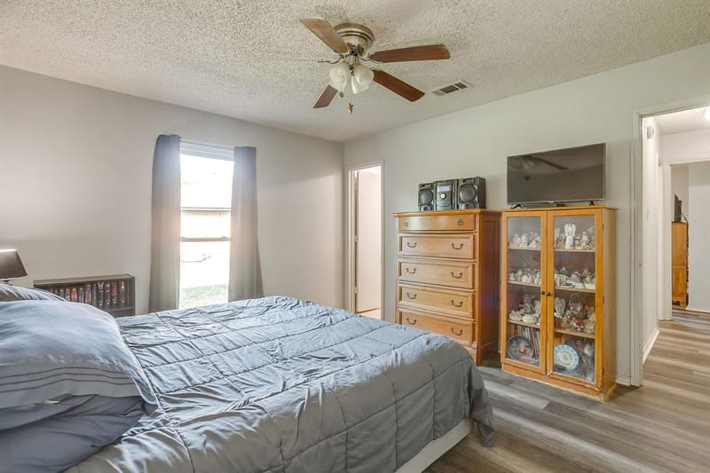 1225 Sandstone Drive, Cleburne TX 76033 - Photo 22