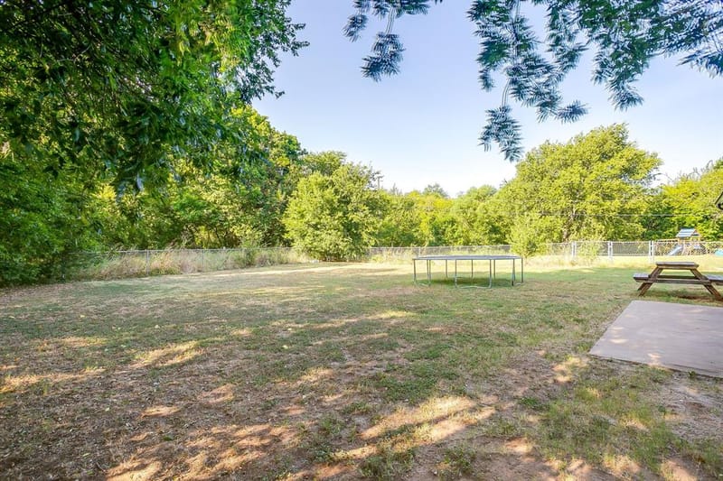 1225 Sandstone Drive, Cleburne TX 76033 - Photo 4