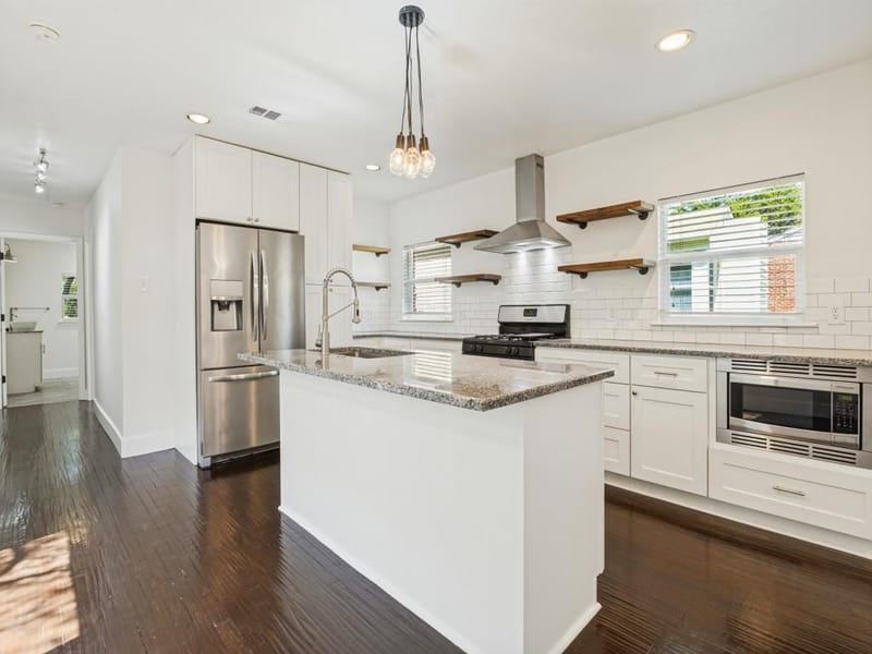 914 Westmount Avenue, Dallas TX 75211 - Photo 10