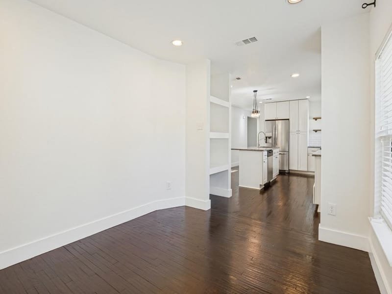 914 Westmount Avenue, Dallas TX 75211 - Photo 14