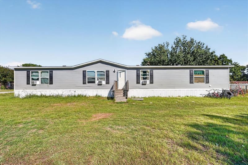9313 Robin, Hawk Cove TX 75474