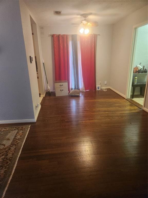 822 Woodrow Street, Arlington TX 76012 - Photo 3