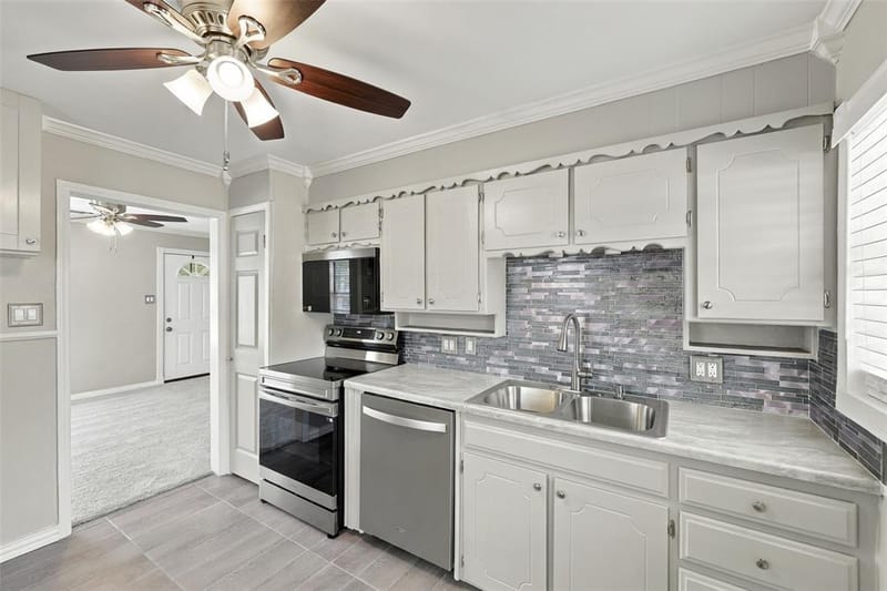 605 NE 33rd Street, Grand Prairie TX 75050 - Photo 11